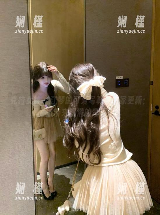 克拉女神 - 江琴的可爱写真集独家更新：为你带来满满的幸福感！