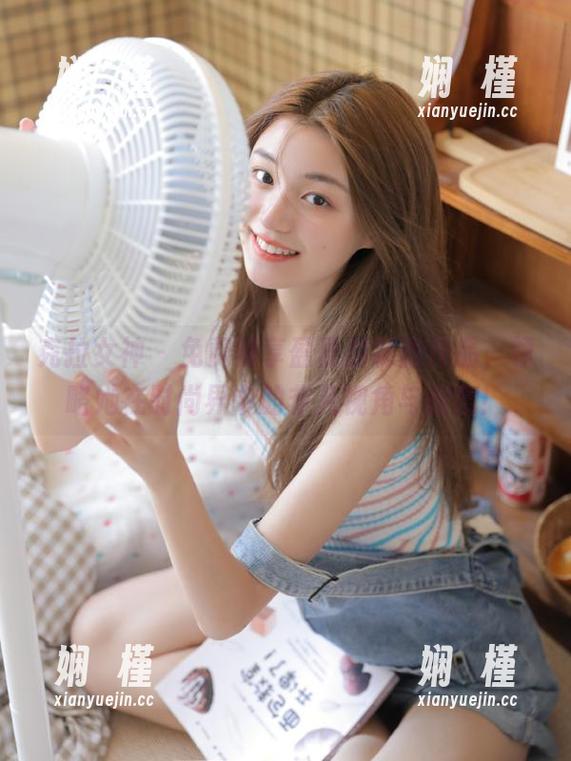 克拉女神-盈盈 克拉女神 - 免费畅享盈盈的制服作品,领略她在时尚界中的非凡视角与创意!