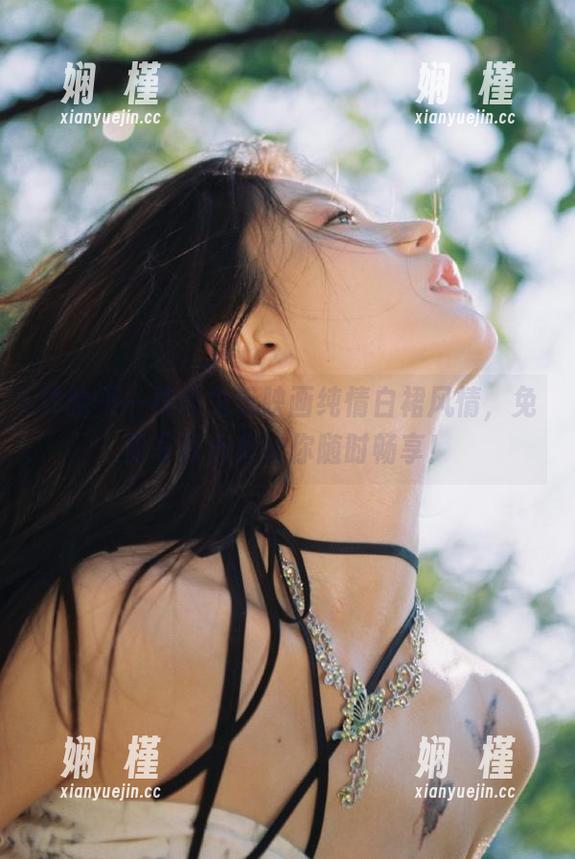 体验不一样的兔玩映画纯情白裙风情，免费写真合集让你随时畅享！