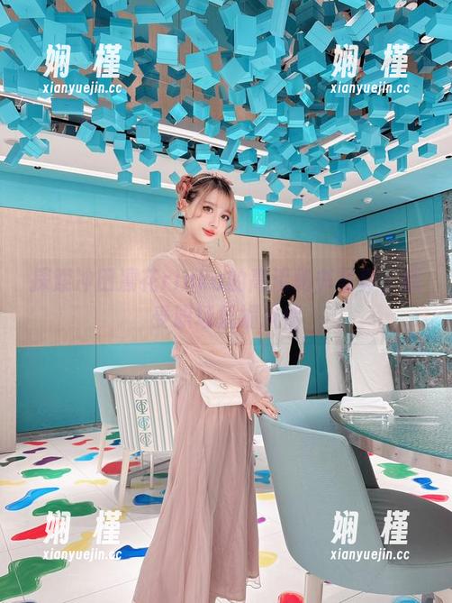 探索冲田凛花rinka的高清秘书写真，感受职场妩媚风情
