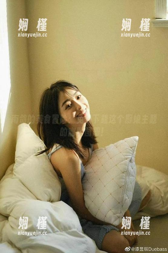 南鸽的美食冒险：免费下载这个厨娘主题的幽默图册！