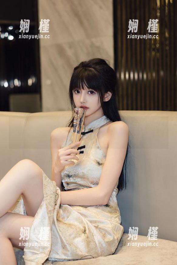 喵写真 精选图集:喵写真展现黑丝校服与球场的无限魅力