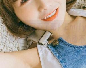 嗲囡囡 - 这也太好看了吧！Emily顾奈奈酱黑丝套图合集直接让我心动不已！