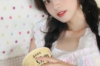 嗲囡囡 - 更新来袭！娜依灵儿与网袜的写真艺术原图全解析