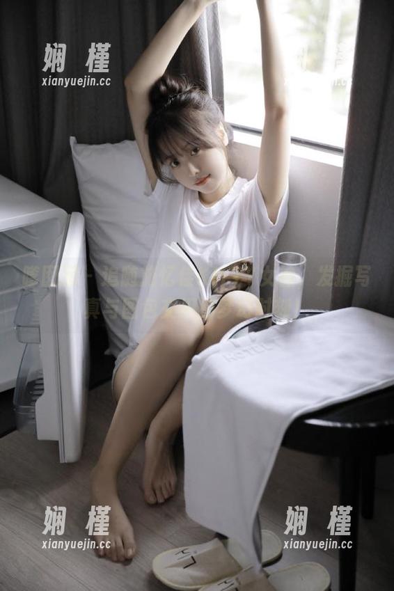 嗲囡囡-施忆佳KITTY 嗲囡囡 - 追随施忆佳KITTY女神,发掘写真与图包交织的梦幻时刻!