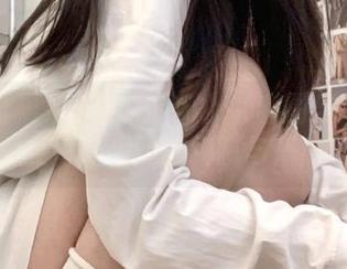 微密圈 - 姐姐Lalion的JK套图与写真：感受每一瞬间的细腻与质感！