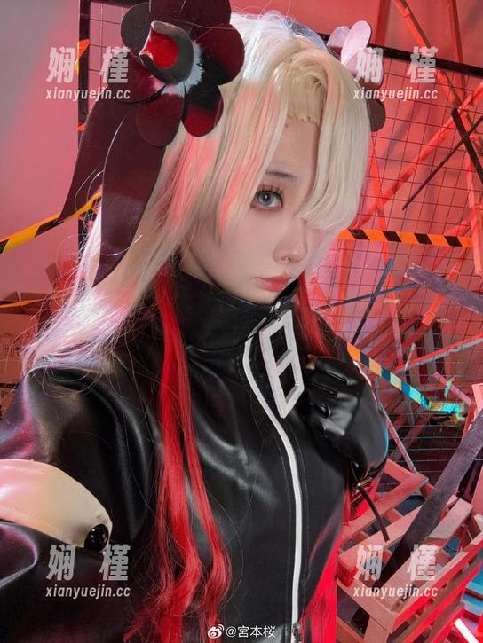 探索宫本樱的天使世界，免费下载她精美的cos写真作品集