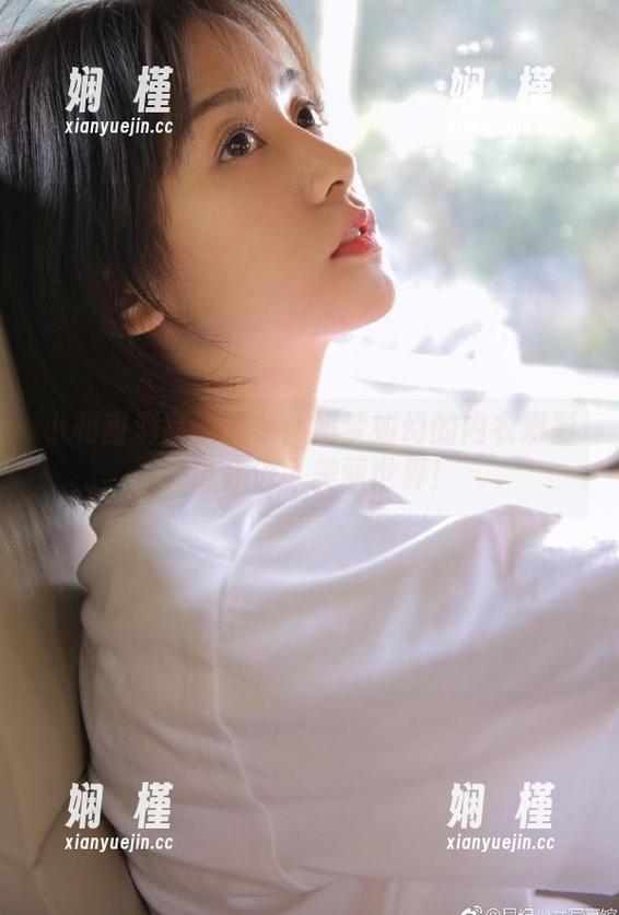 小和甜酒高清图集：如梦如幻的内衣摄影，带你进入美丽世界！