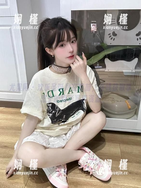 尤果网 - 欢乐圣诞尽在眼前，在线获取李思宁的精彩写真资源