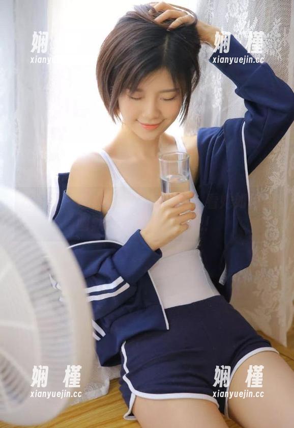 尤果网 - 赵娜娜双马尾美图：看她如何用幽默打破套图的常规！