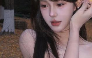 尤物馆 - 网盘获取FoxYini孟狐狸内衣写真作品，释放你的时尚灵感与创意！