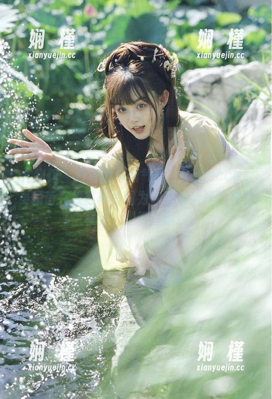 尤物馆 - 白色的清新气息，Rebecca_吴颖茵在线写真美图为你带来别样的视觉享受，别错过哦！