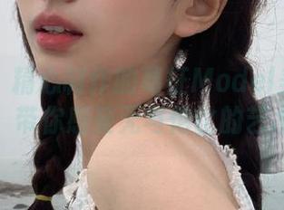 尤蜜荟 - 精心制作的葛征Model美足套图合集，带你感受无与伦比的艺术魅力