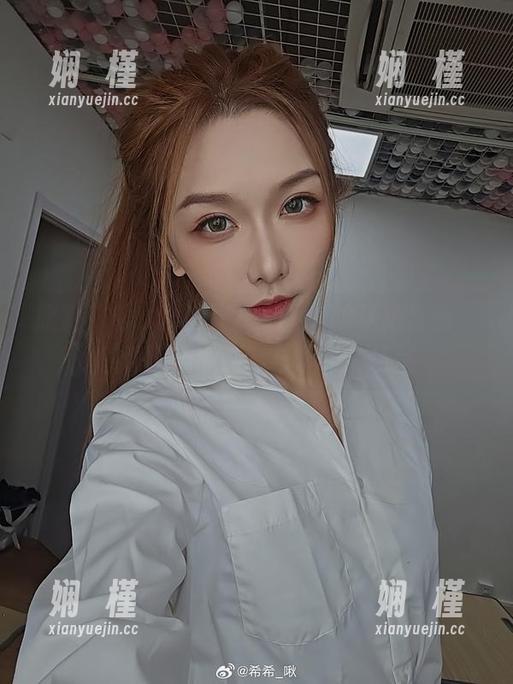 欣赏希希_啾狸猫凌波丽COS私拍合集，感受满满的创意与无限的热情