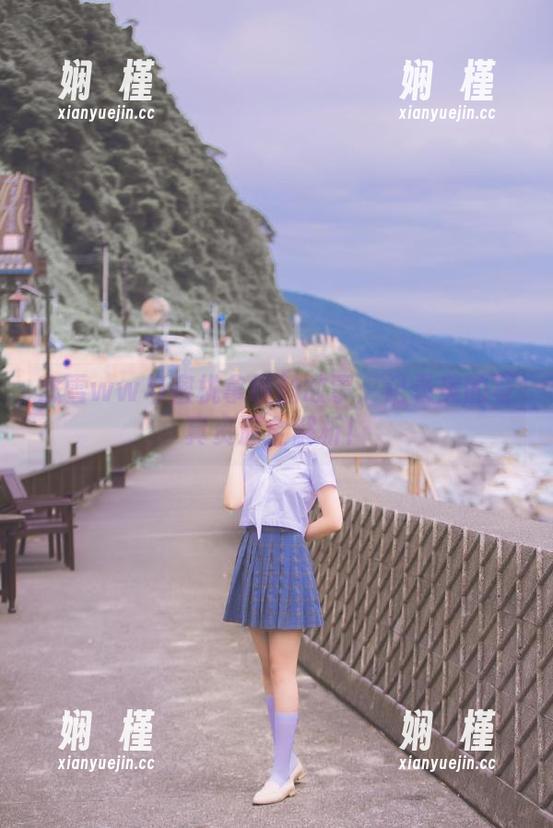 念雪ww与蜜桃拿铁的故事：记录美的写真资源全解析！