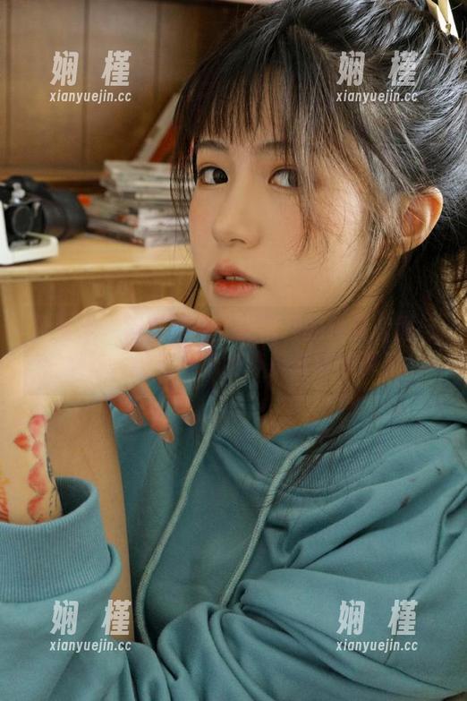 推女神 - 完美结合：施忆佳的精选套图与剧情，让每一个细节都充满故事感