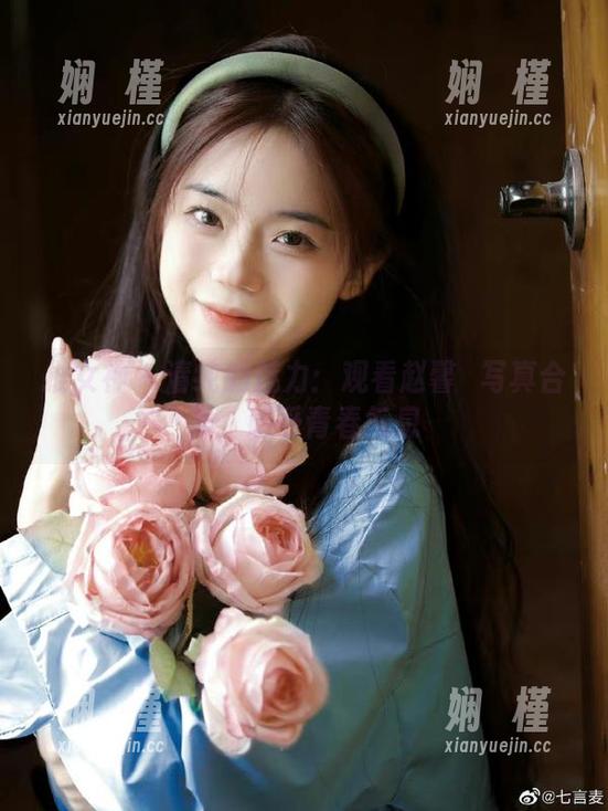 推女神 - 清纯的魅力：观看赵馨玥写真合集，感受青春气息