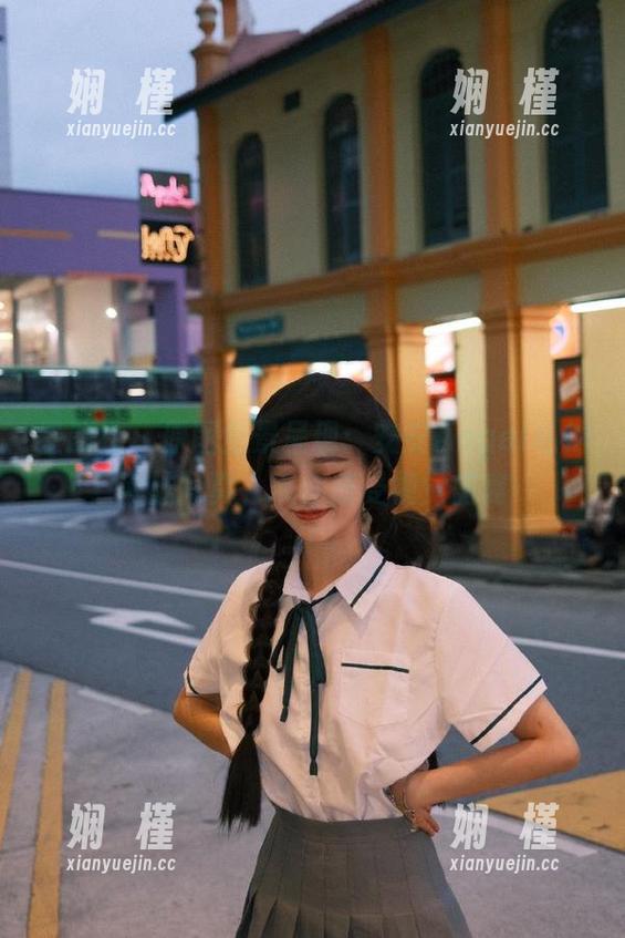 星颜社 - 原图全景呈现：安安Angel私拍网袜写真，带你感受视觉盛宴