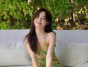 星颜社 - 观看李丽莎的少女作品，感受那份属于青春的自由与梦想的力量
