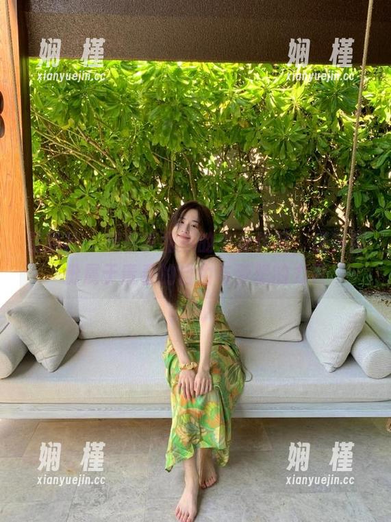 星颜社 - 观看李丽莎的少女作品，感受那份属于青春的自由与梦想的力量