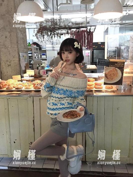 微密圈 - 果儿Victoria全新女教师写真作品上线，精彩更新请马上查看！