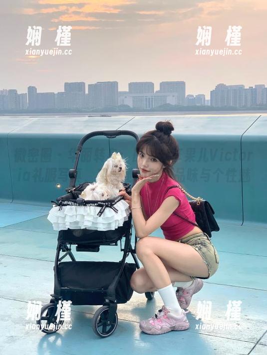 微密圈 - 华丽转身：原图分享果儿Victoria礼服写真，感受她的时尚品味与个性魅力