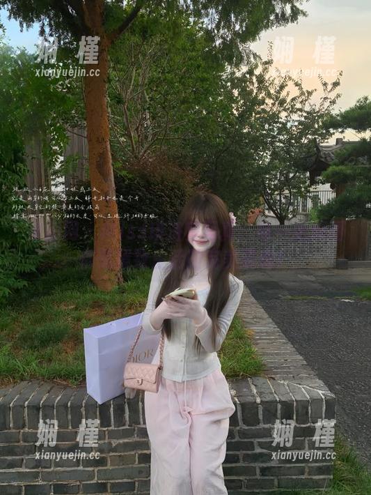 果团网-Miss琪 果团网 - Miss琪浴室写真:每一张原图都是精致生活的完美展现!
