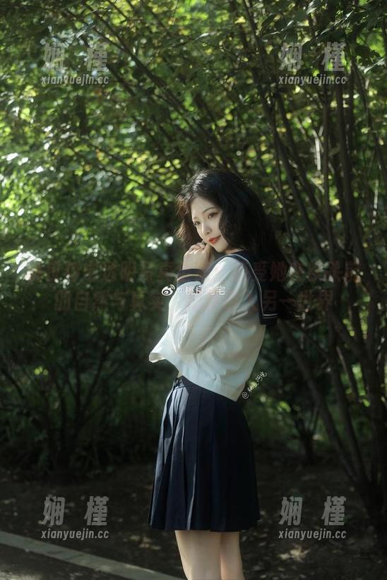 桃良阿宅 桃良阿宅透明写真全集:感受她在镜头前的自然与真实,把你带入另一世界