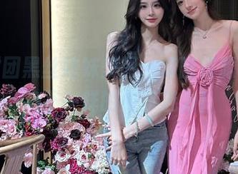 森萝财团黑丝妹妹美图，清晰资源带你领略不一样的足部魅力！