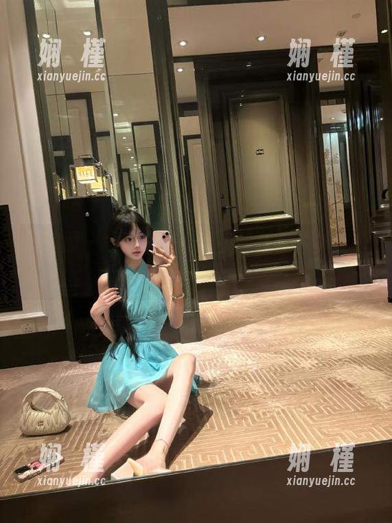 楚楚不吃鱼 微密圈 - 领略楚楚不吃鱼的在线写真艺术,蕾丝眼罩为你带来新鲜视觉