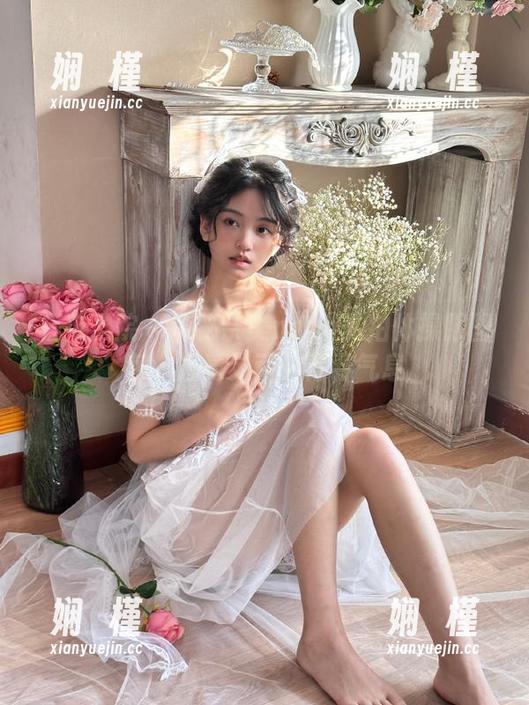 模范学院 - 探秘奈美nana私拍体操服图包，感受灵动的青春气息