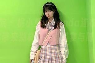 模范学院 - 桃小兔yolanda连衣裙写真，为你带来别样的视觉盛宴与时尚启示