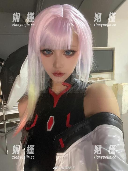 全套蕾丝作品大揭秘，沧霁桔梗带你感受激情与灵动的绽放！