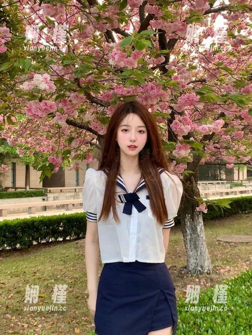 泥泥汝OL女郎A：犹如梦幻般的美图与照片，谁忍心不为之倾倒？