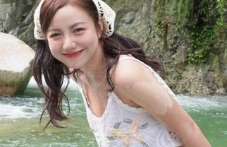 探索洛丽塔大哥的裸足世界，高清套图尽显灵动之美