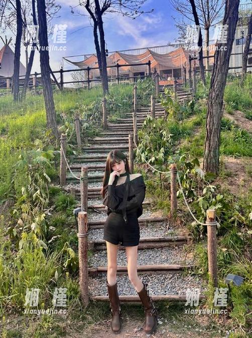 爱蜜社 - 夏正正高跟鞋图片合集，免费下载她的精彩瞬间与风采