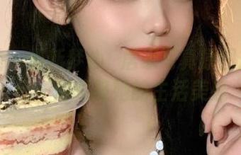 爱蜜社 - 最新梦心玥居家写真原图：让我们一起领略她的生活美感