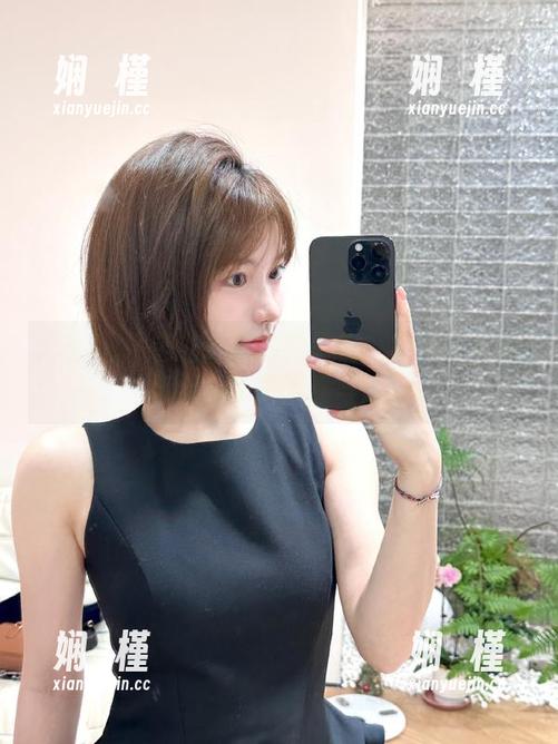 爱蜜社 - 走进萌白酱的厨房：厨娘写真精选合集带来惊喜与温暖
