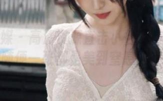 物恋传媒 - 高清资源直击小谷的广岛之恋,随便一张都是美到窒息的存在