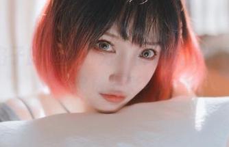 狐洛洛子的写真魅力，御姐气质在私拍中绽放光彩！