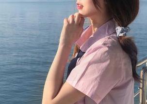 瑞丝馆 - 揭秘Tobey轩轩酱棉袜作品：舒适与美感的分享，带你领略独特风格