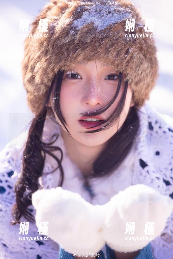 瓦斯塔亚小龙虾美腿壁纸合集，萌化你心的可爱风格写真大公开！