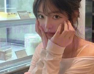 秀人网 - 独特眼镜美图，Angela小热巴写真让你心动不已的瞬间！