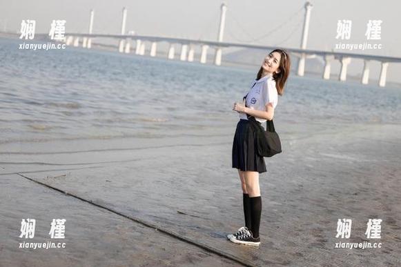秀人网 - 寻找白裙的诗意：Erikaki写真合集为你展现唯美瞬间
