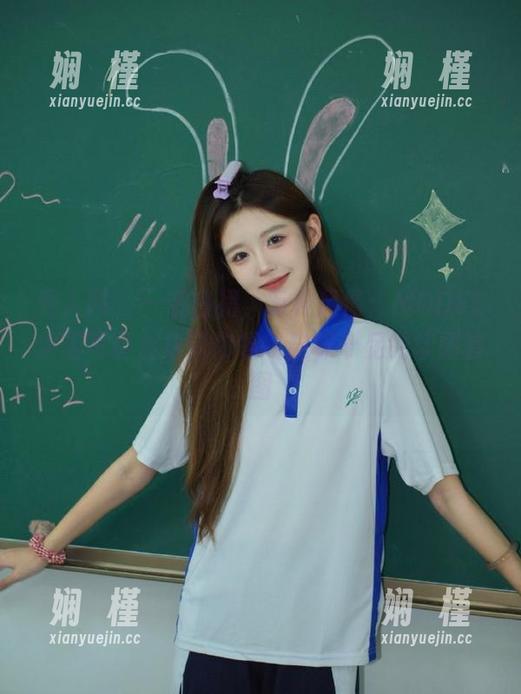 秀人网 - 一袭白裙，万种风情：MODEL伊若写真合集带你领略韵味十足的华丽套图