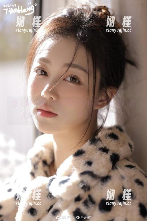 秀人网-Milk大萌 秀人网 - Milk大萌牛仔裤图集精选:轻松打造时尚造型,永远不怕撞衫!