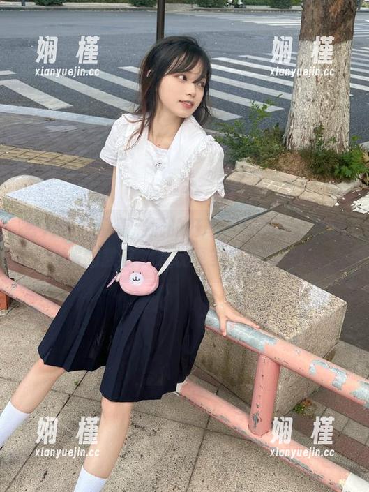秀人网-Nono酱 秀人网 - 带着满满的好奇,在线走进Nono酱的教室,发现更多美丽图片!