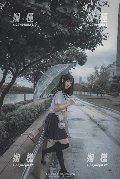 秀人网 - z杯悠悠的美足写真图册：让每一个瞬间都足够“入”佳境！