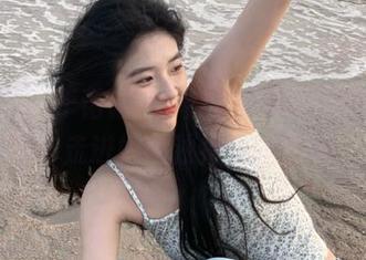 秀人网 - 于诺诺ise校园写真免费套图,带你走进她的独特校园世界!