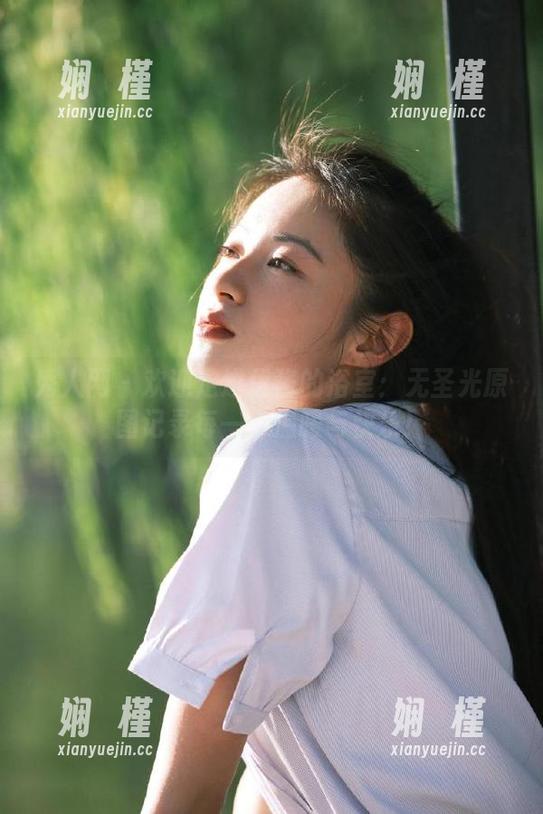 秀人网-优酱 秀人网 - 欢迎走进优酱的浴室:无圣光原图记录每一份温暖与快乐!